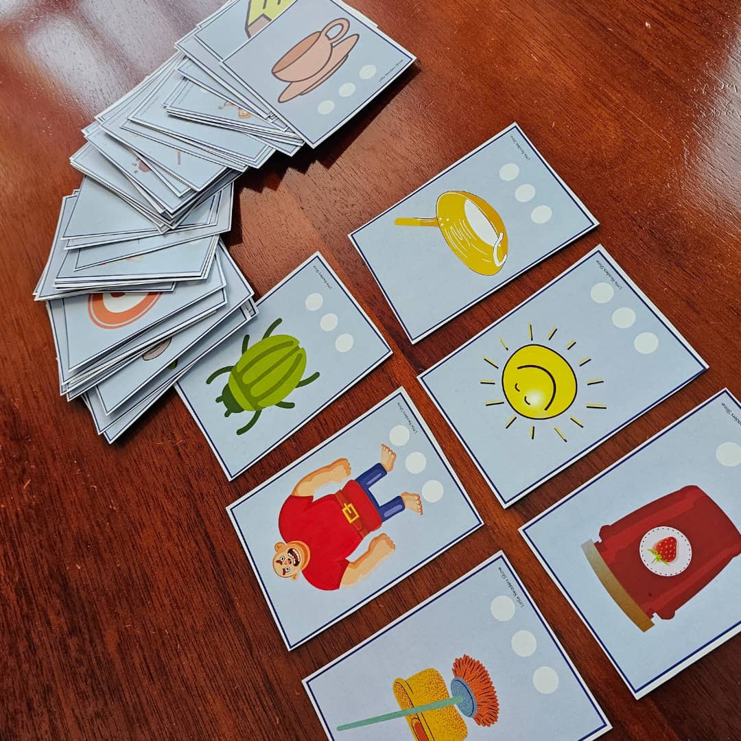 CVC WORDS SPELLING PRACTICE CARDS